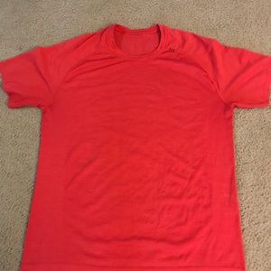 Lululemon Men’s Metal Vent Short Sleeve Shirt